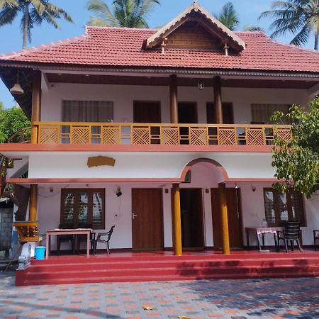 Marari Anna Beach Homestay Mararikulam Luaran gambar