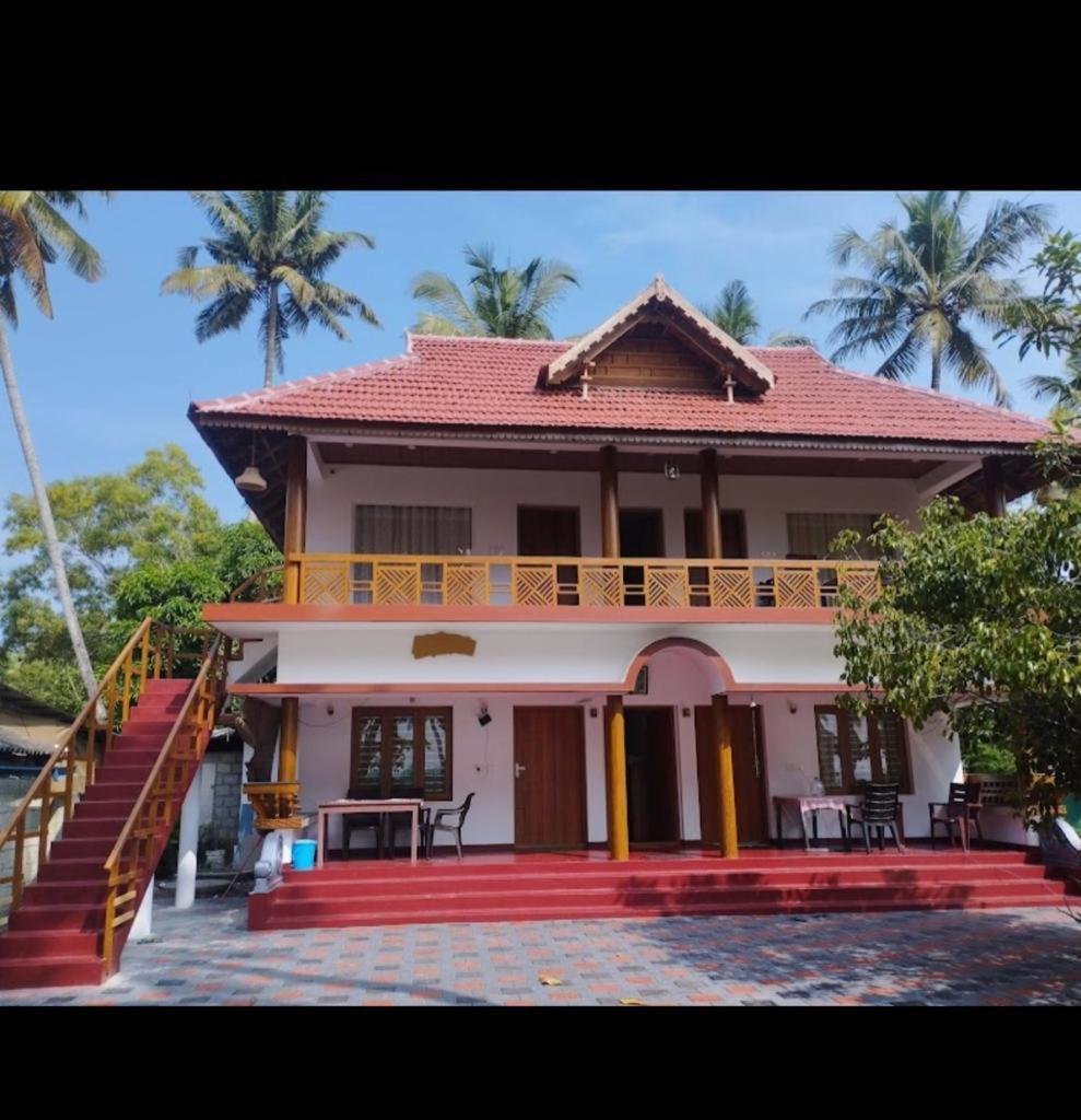 Marari Anna Beach Homestay Mararikulam Luaran gambar